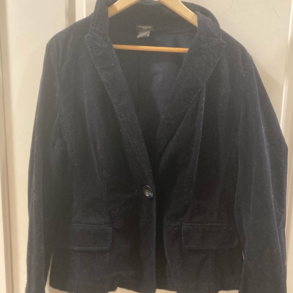 Ann Taylor Black Blazer - Picture 2 of 6